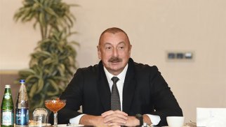 Prezident Bolqarıstanın biznes dairələrinin nümayəndələri ilə görüşdü - FOTOLAR