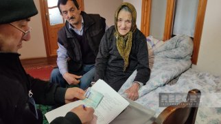 Oğuzda 102 yaşlı seçici SƏS VERDİ- FOTO
