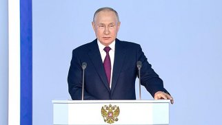 Vladimir Putin 87,28 faiz səslə Rusiya prezidenti SEÇİLDİ