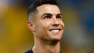 Ronaldo ən yaxşı oyunçu seçildi - FOTO