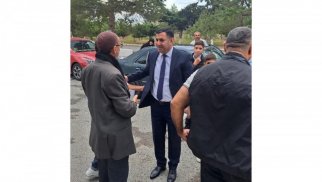
Əvəz Zeynallı ilə birlikdə həbs olunan Elnur Şükürov azadlıqda