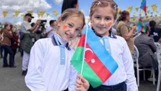 Kəlbəcərdə bal festivalı keçirildi - VİDEO - FOTOlar