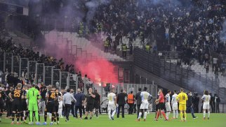 
UEFA azarkeşlərə görə "Qalatasaray"ı cərimələdi