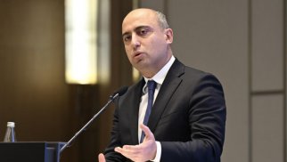 
Emin Əmrullayev Peşə Agentliyinin direktorunu vəzifəsindən azad etdi - FOTO