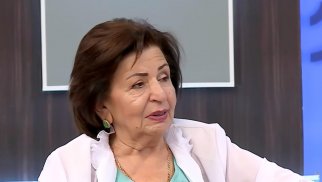 
Efirdə DAVA düşdü: "Qapını elçilər dağıdırdı?"