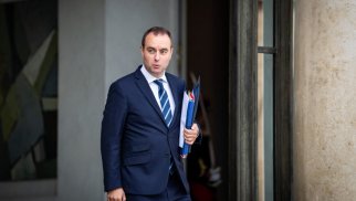 
İstefasının səbəbini açıqladı