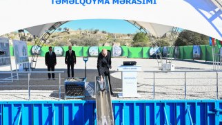 
Prezident Cəbrayıl şəhər məscidinin təməlini qoyub - FOTO