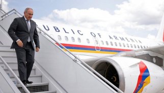 Paşinyan Fransaya getdi