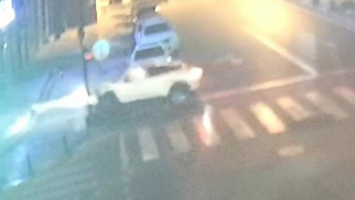 
Bakının mərkəzində sərxoş sürücü qəza törətdi - ANBAAN VİDEO