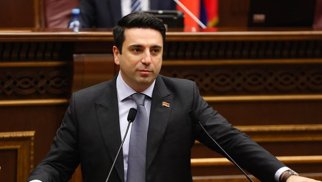 “Azərbaycanla eyni dalğadayıq” - Simonyan