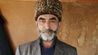 
Adları "Qırmızı Kitab"a düşən quşları ovlayanata-oğul saxlanıldı