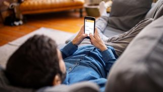 
Bu qızların yazdığı mesajları açmayın - BƏLAYA DÜŞƏ BİLƏRSİNİZ