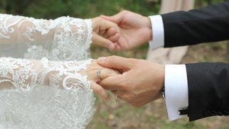 
Həm evlənənlərin, həm də boşananların sayı azalıb