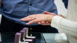 
Tək qaş brilyant almaq istəyənlər üçün VACİB NÜANSLAR