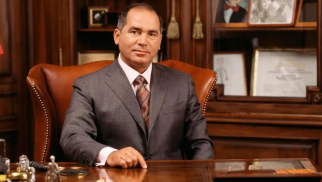 Azərbaycan əsilli milyarderin şirkətinin külli miqdarda borcu var