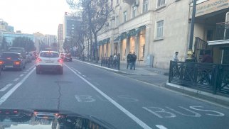 
Bu yolda hərəkət zolaqlarının sayı artırılır - VİDEO