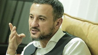
"Ağadadaş bayağı oxuyan olub, Niyaməddin Musayevi efirə buraxmırdılar"
